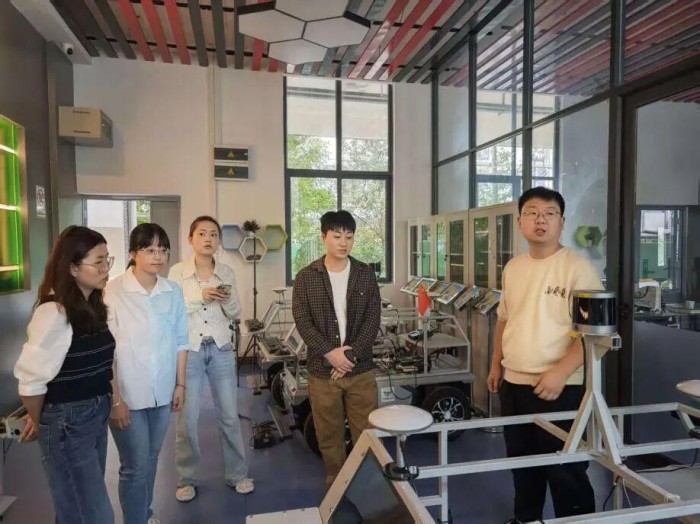 貴陽市知識產(chǎn)權(quán)保護(hù)中心深入貴州交通職業(yè)大學(xué)開展調(diào)研，共促工程技術(shù)與試驗發(fā)展